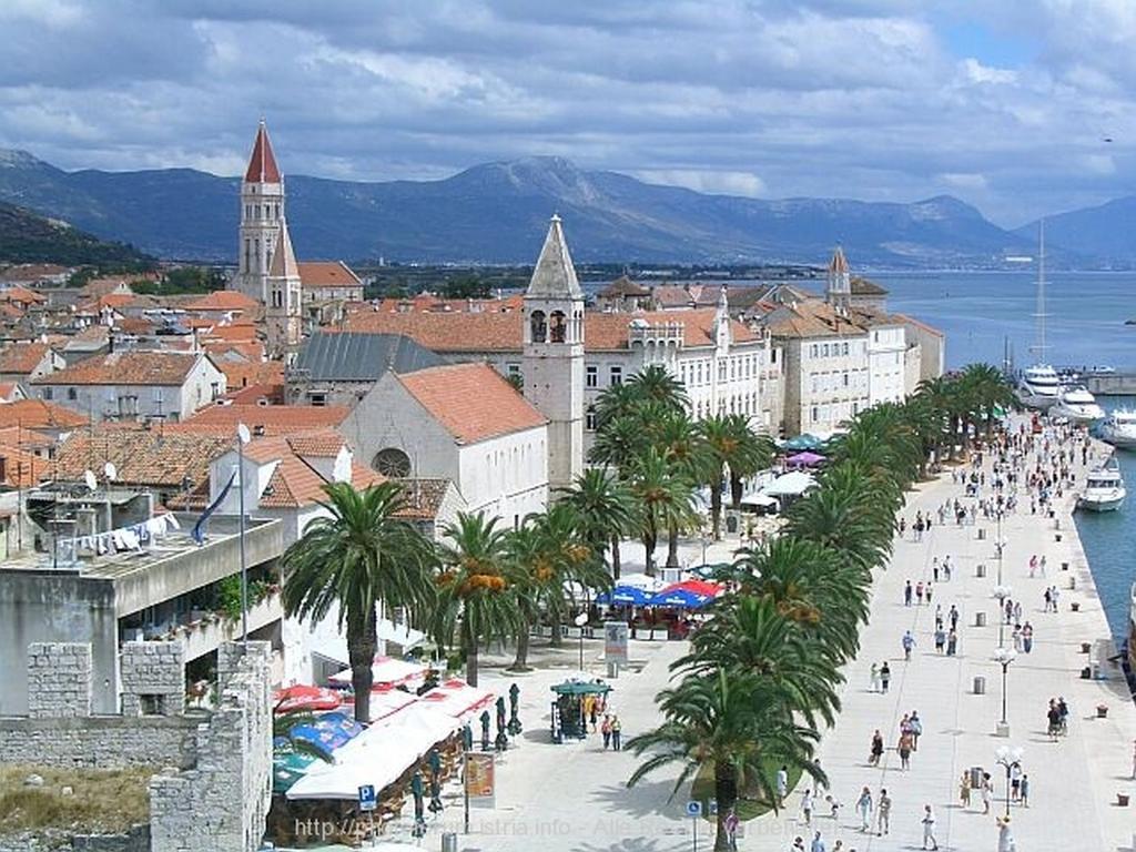 Apartment Mary Trogir Oda fotoğraf