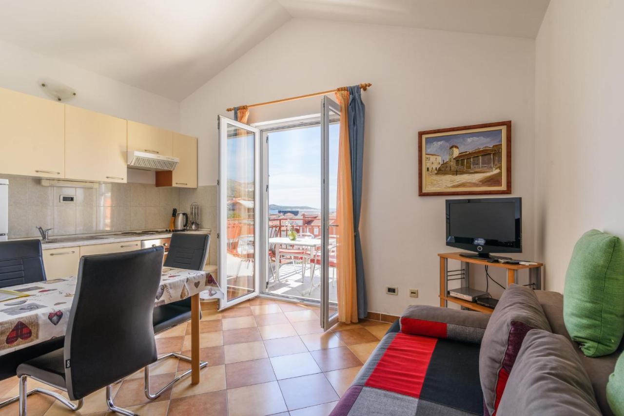 Apartment Mary Trogir Dış mekan fotoğraf